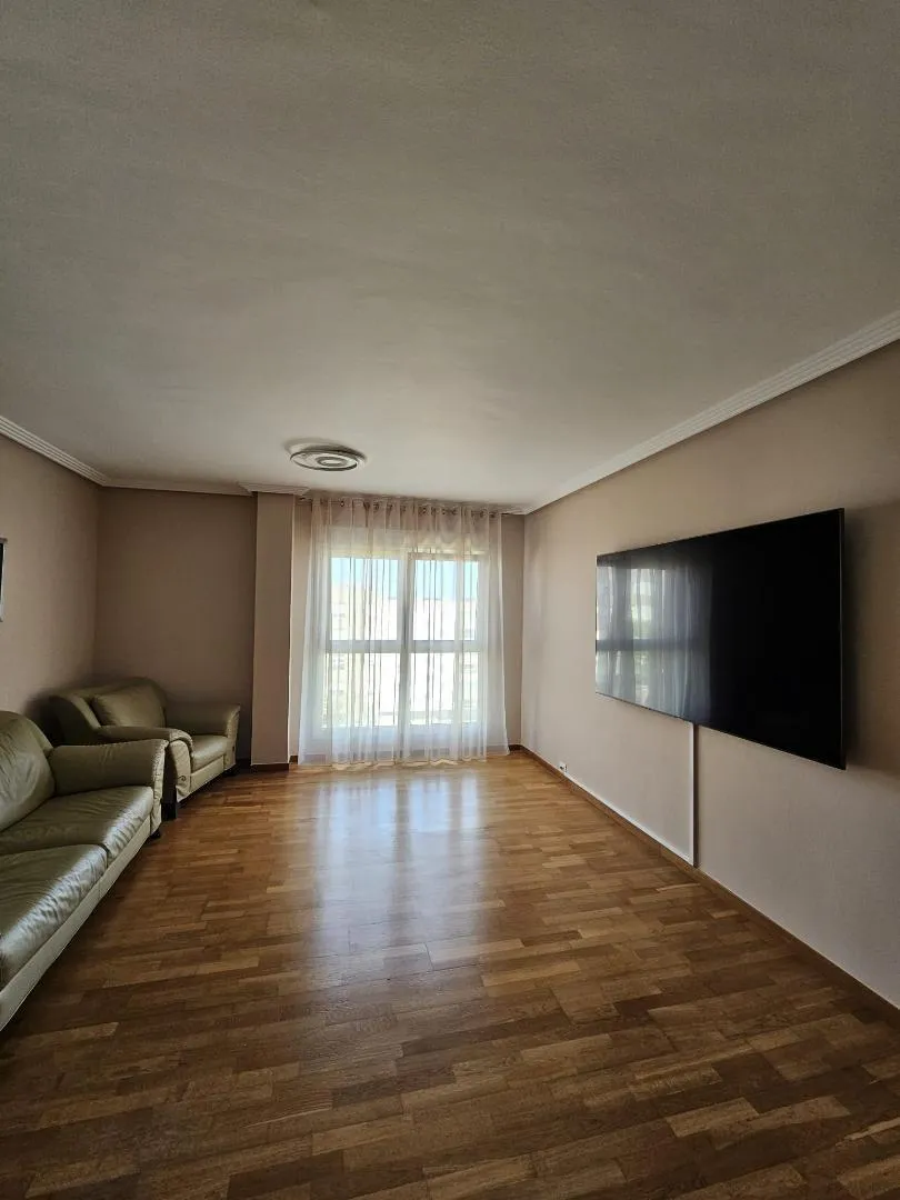 Piso en  Calle Doctor Alfonso Chiscano Díaz 8 - Foto 27