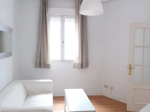 Piso en calle de Andrés Mellado, 11