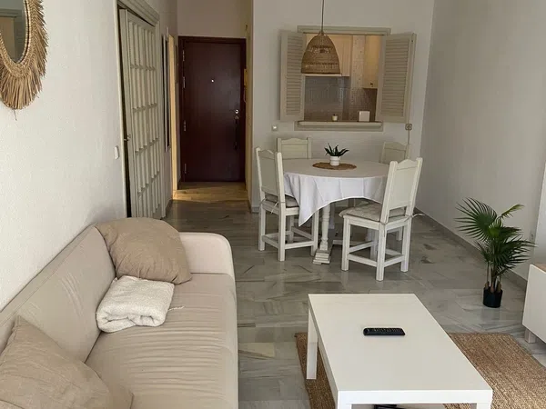 Piso en Urbanizacion Carolina, 3