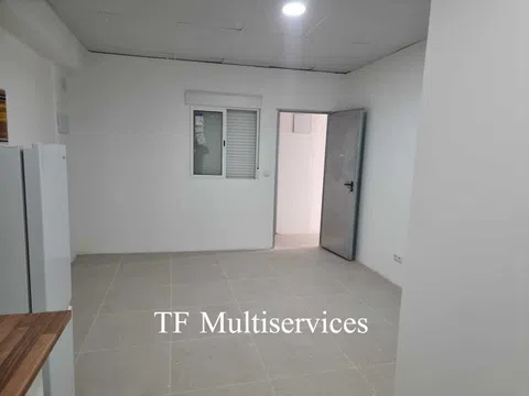 Estudio en calle de Viladrosa, 144