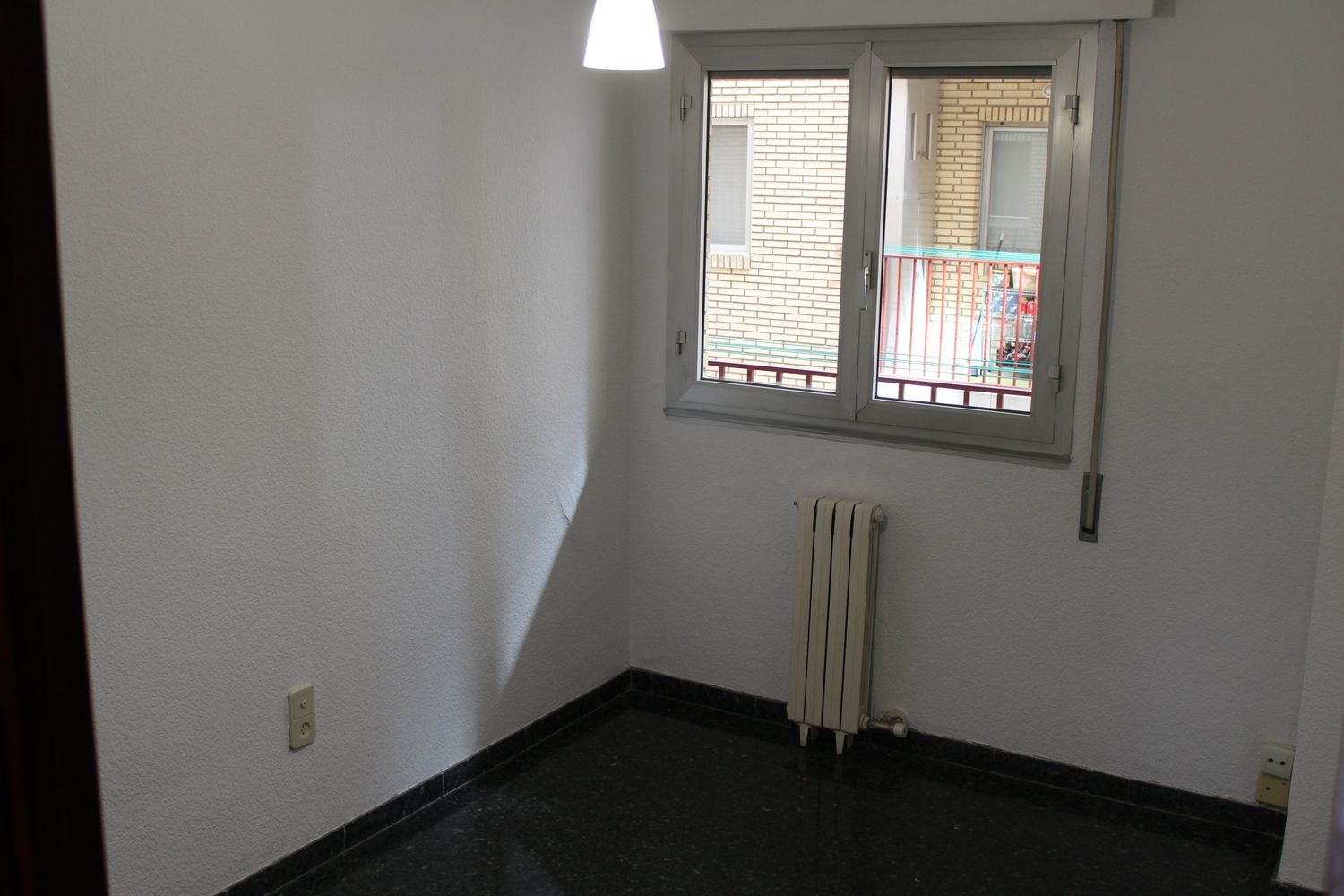 Piso en avenida de Cesáreo Alierta, 34 - Foto 8