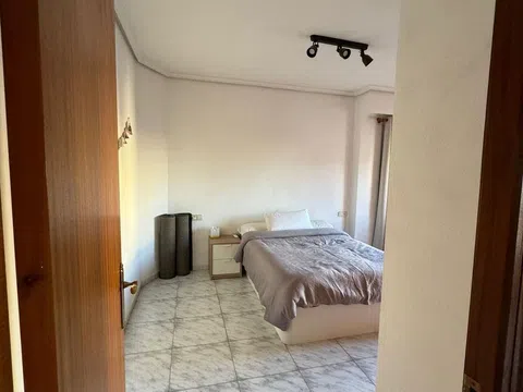 Piso en avenida de Sant Josep de la Muntanya, 4