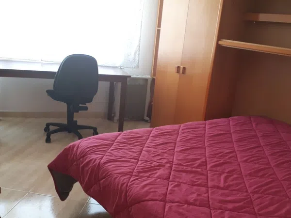 Alquiler de piso en Travesía de les Corts, 9