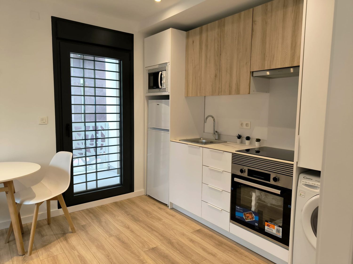 Piso en calle Iniestas, 12 bajo D - Foto 5