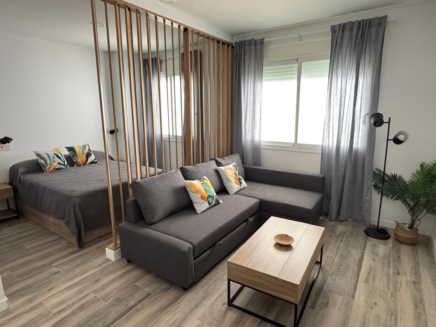 Estudio en Calle Gerona, 34 - Foto 2