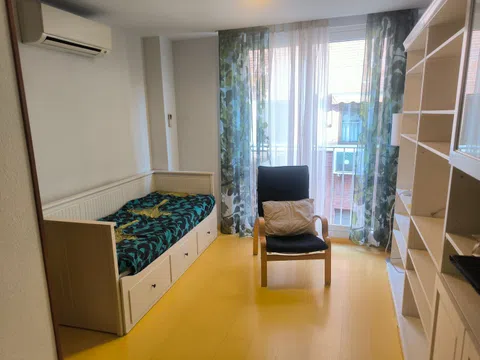 Estudio en paseo de la Dirección, 100