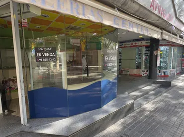 Local comercial en Sabadell - Foto 2