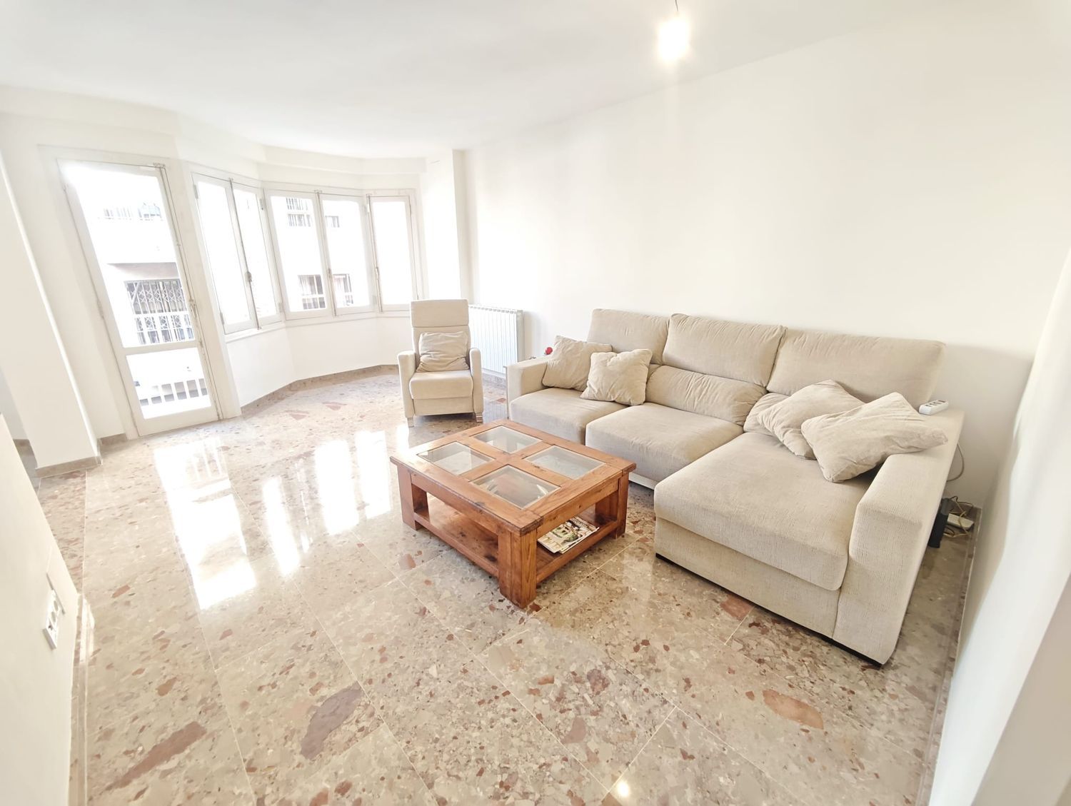 Piso en calle de l'Almirall Oquendo, 5 - Foto 1