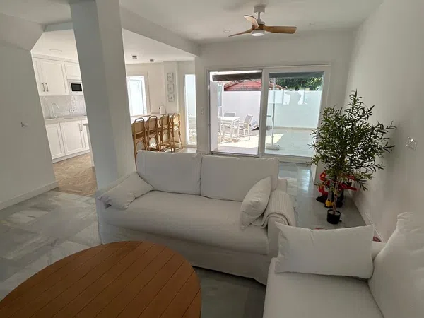 Chalet adosado en Valdelagrana, Valdelagrana - Foto 1