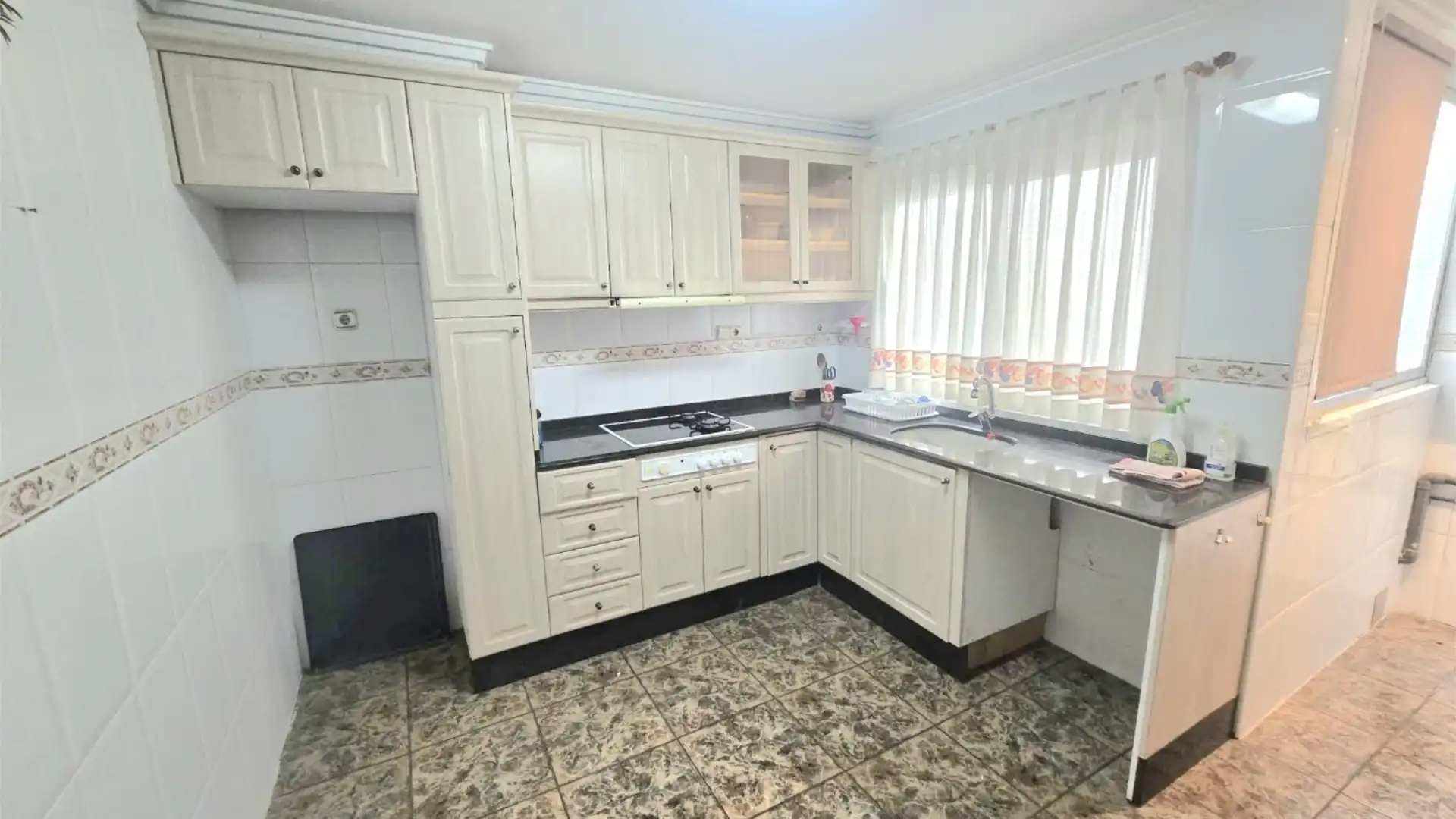 Piso en  Avinguda d'Ausiàs March 60 - Foto 5