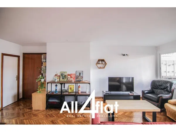 Piso en Calle de Tarragona - Foto 3