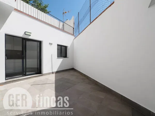 Piso en Calle de Josep Llimona, Poble Nou - Foto 1