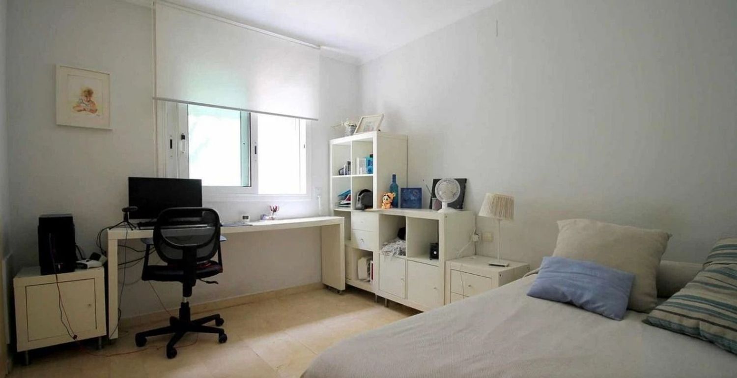 Chalet adosado en calle de Josep Renom, 99 - Foto 8