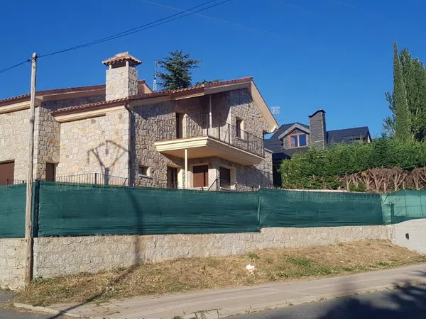 Casa o chalet independiente en Calle Cedro, 275 - Foto 1