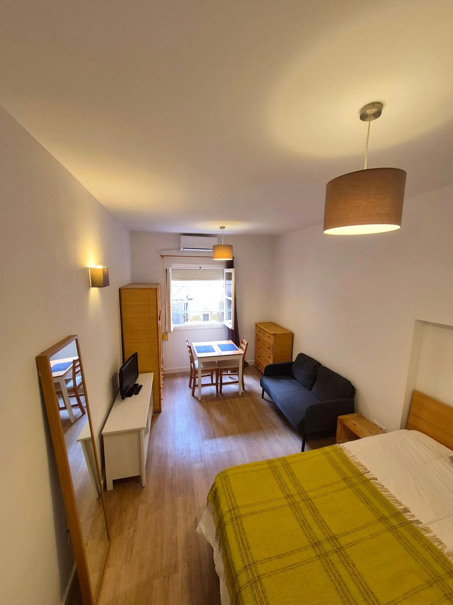 Estudio en calle de la ruda, 11 - Foto 1