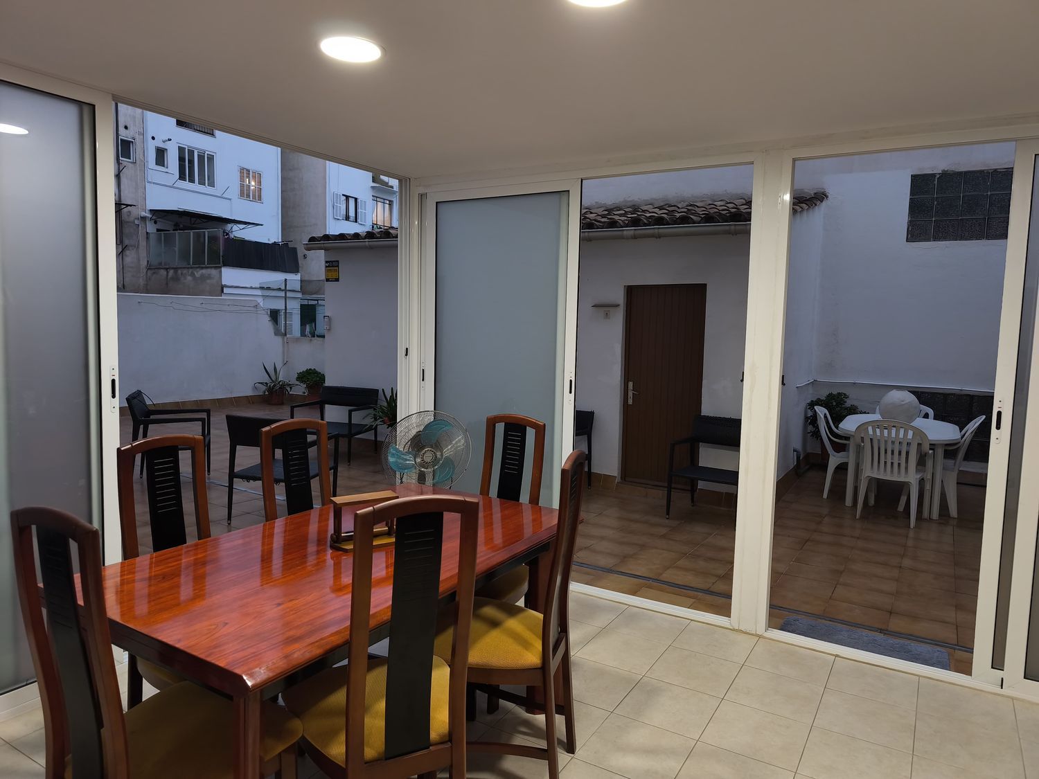 Piso en calle de Ramon Muntaner, 48 - Foto 4