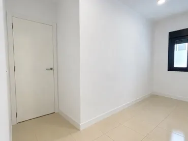 Piso en  Calle Rosendo Díaz Méndez 18 - Foto 4