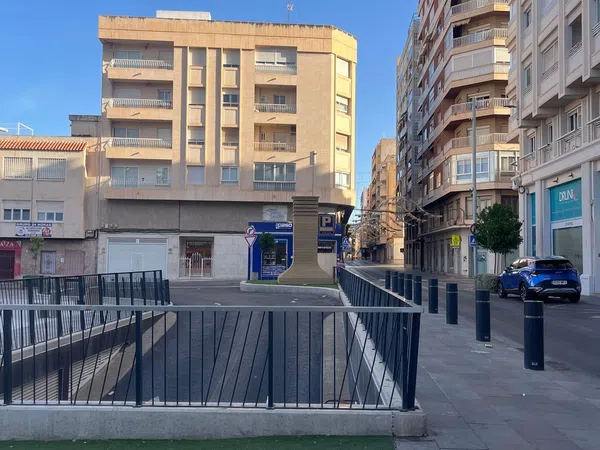 Piso en Plaza Trabajadores del Calzado, 1, Plaza de Toros - Avenida Chapí - Trinquete - Foto 1