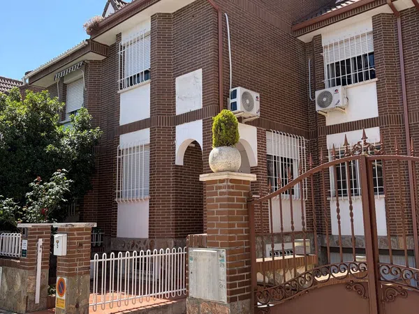 Chalet adosado en Calle del Quinto Centenario, 5 - Foto 7