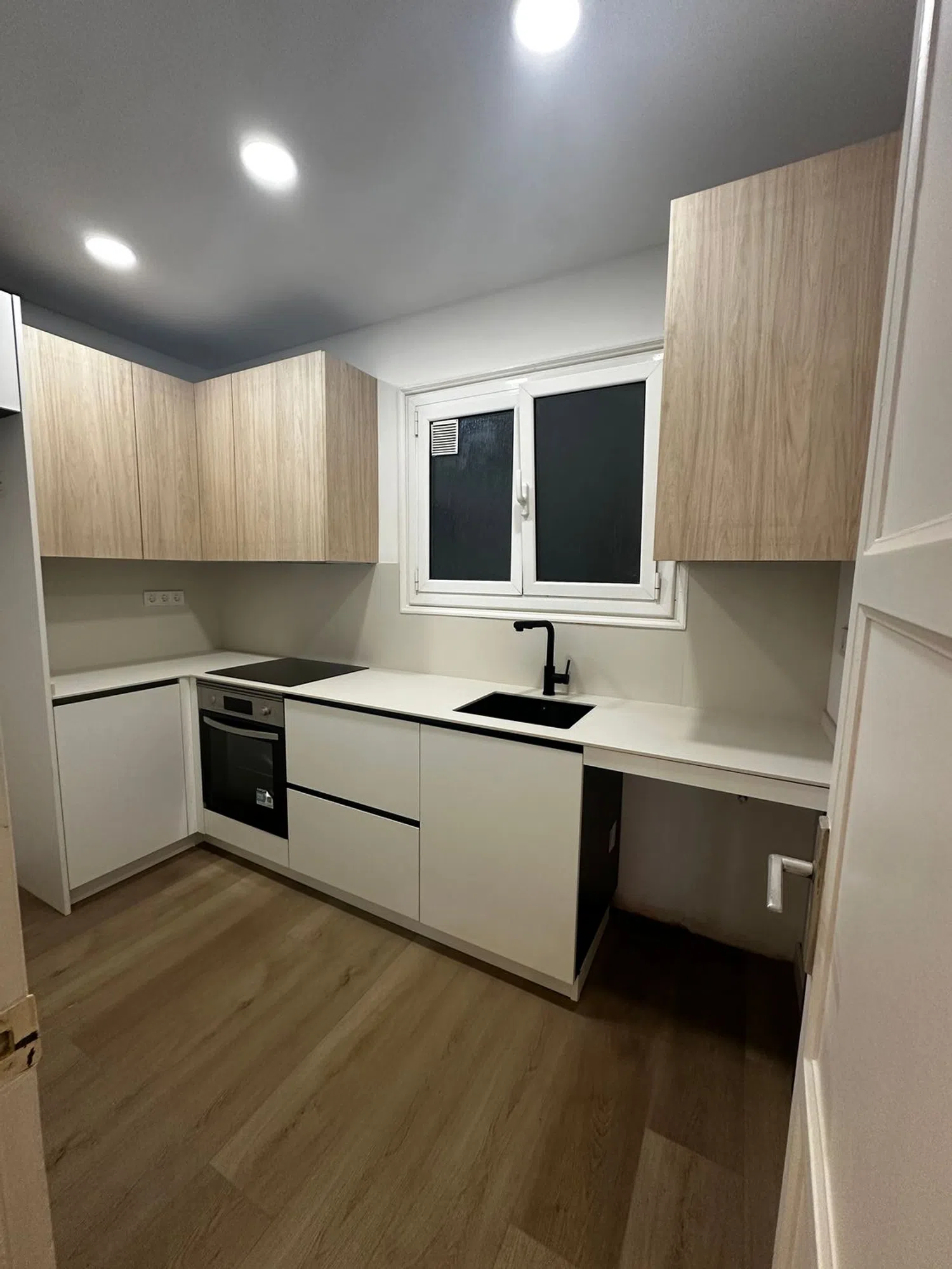 Piso en calle de Calàbria, 247 - Foto 7