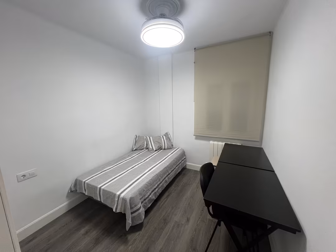 Piso en  Calle Sanguino Michel 12 - Foto 8