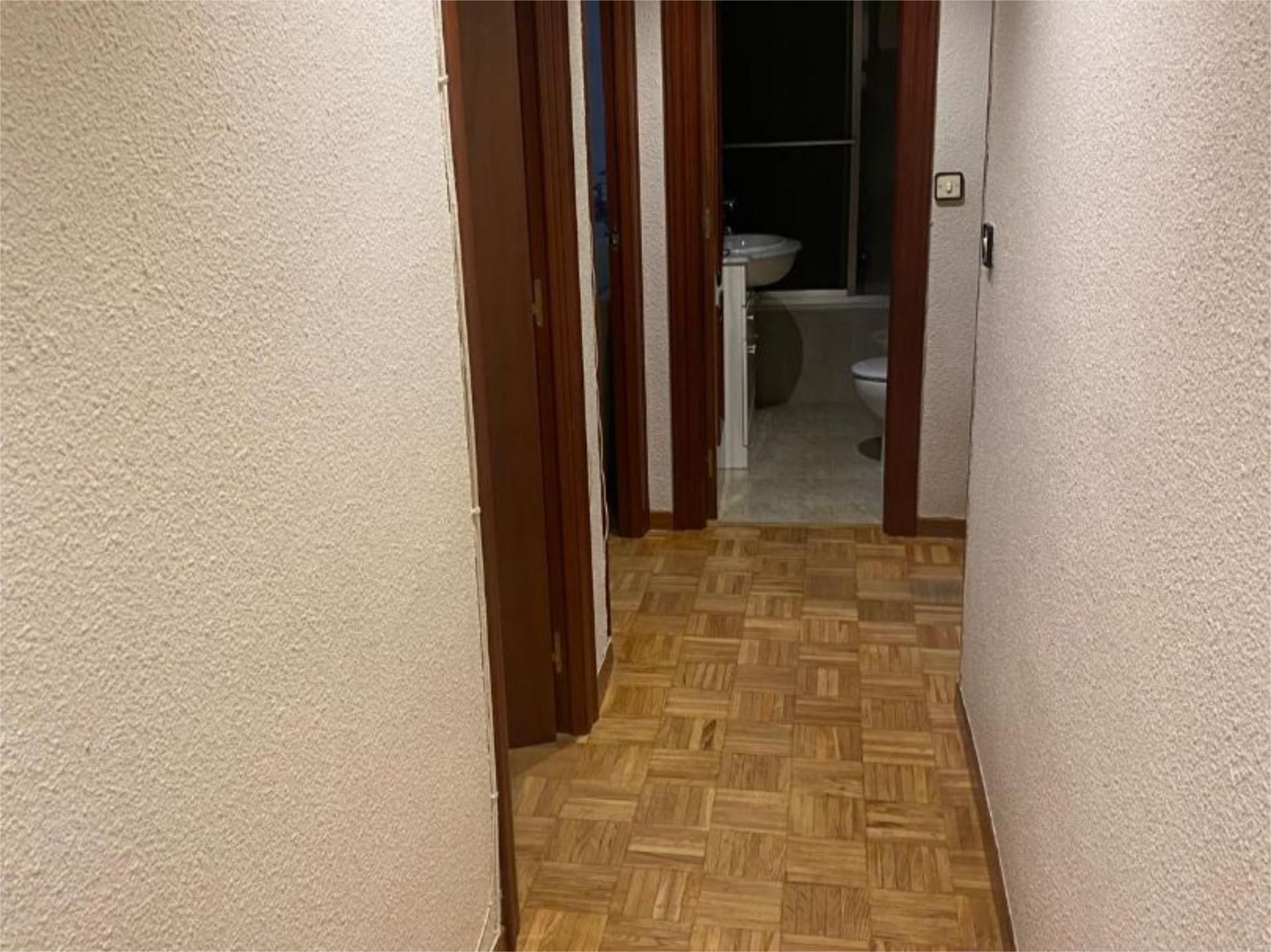 Piso en  Calle Elcano 8 - Foto 11