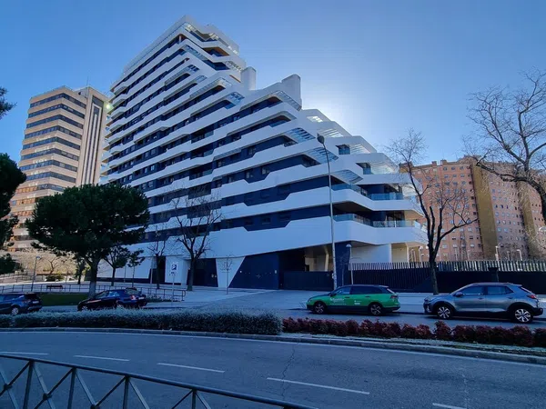 Piso en calle de Juan Esplandiú, 21