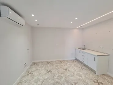 Local comercial en  Carrer Jacint Verdaguer 32 - Foto 24