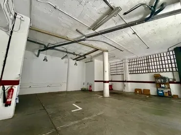 Local comercial en L'Hospitalet de Llobregat - Foto 4