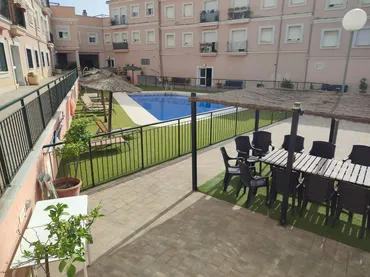 Piso en  Calle Joaquín Román Álvarez 1 - Foto 3