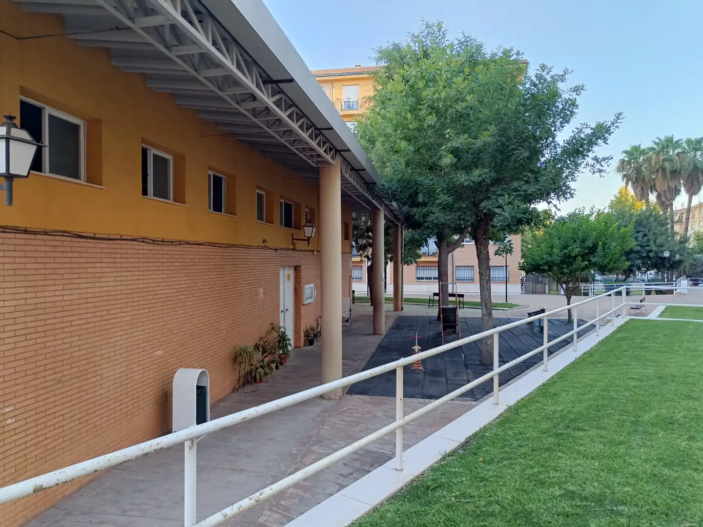 Piso en  Plaza del Escultor Ruiz Olmos 15 - Foto 3