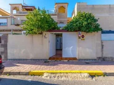 Casa adosada en  Calle Argolidas 2 - Foto 4