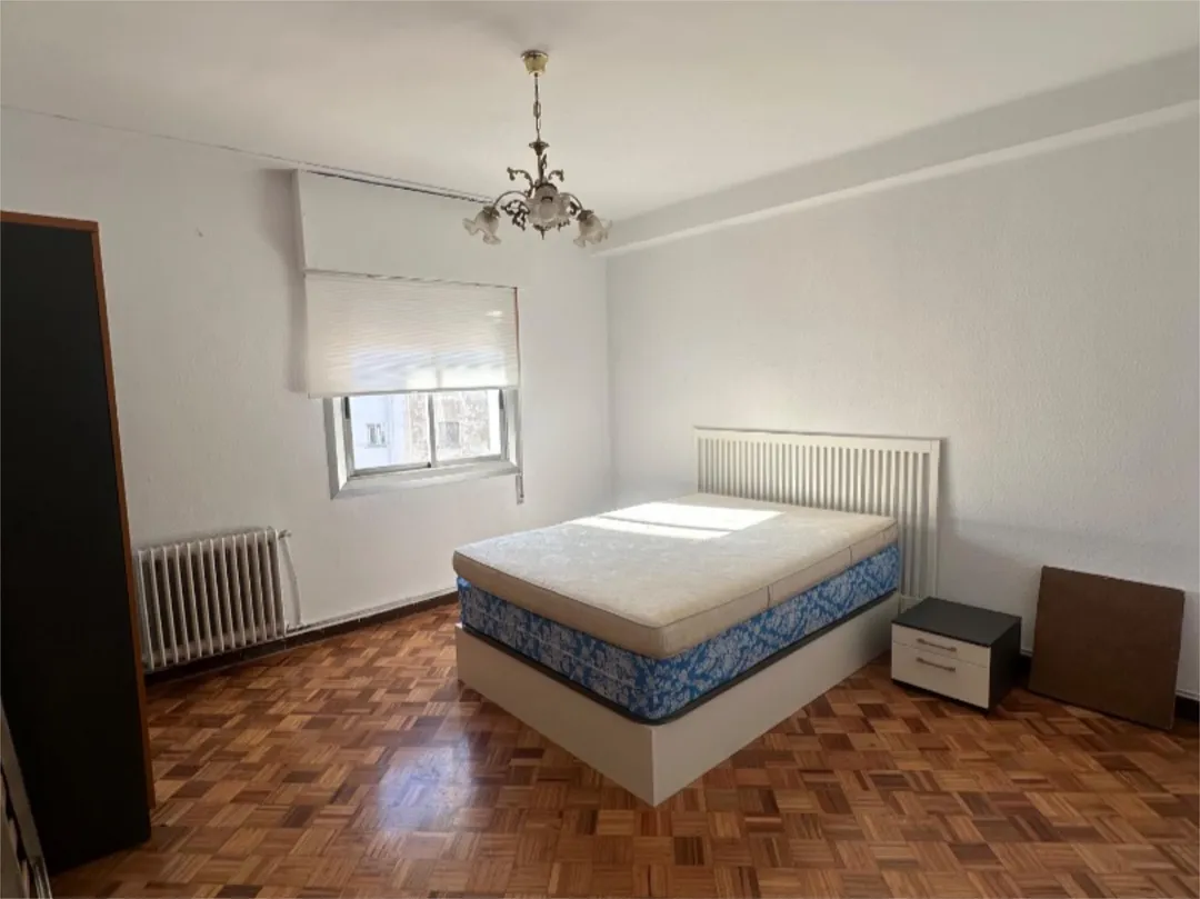 Piso en  Calle de Juan María Guelbenzu Kalea 15 - Foto 3