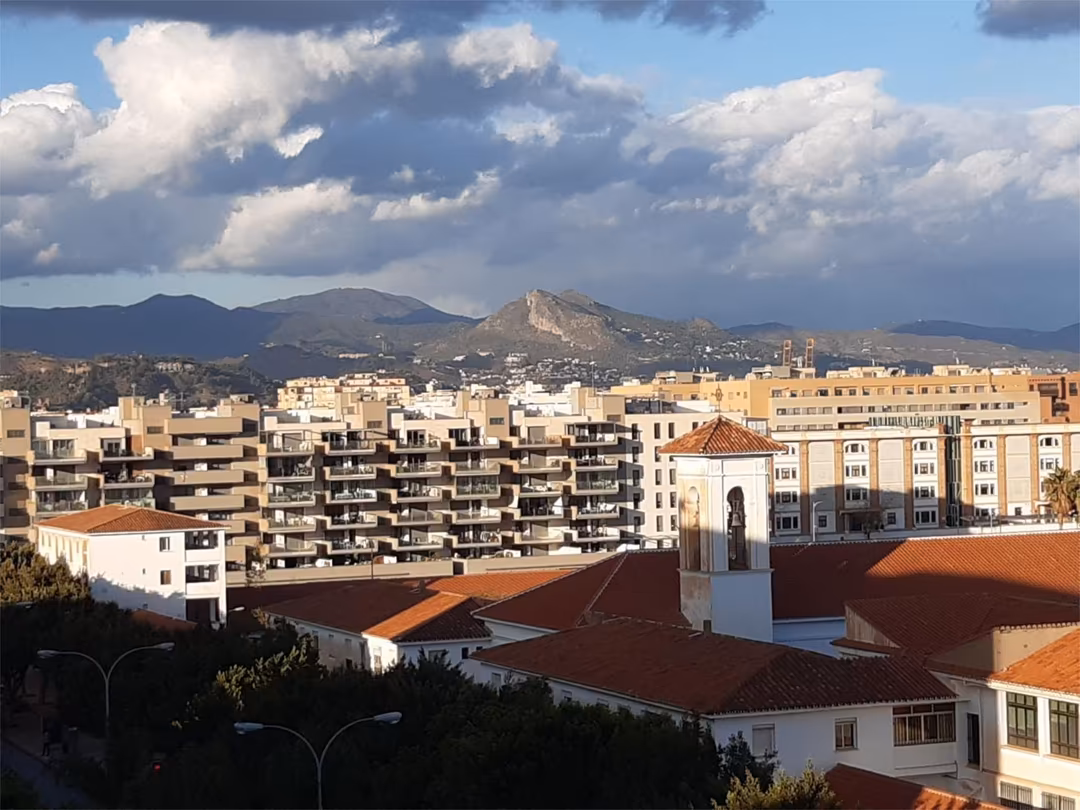 Piso en  Calle Manuel Altolaguirre 36 - Foto 2