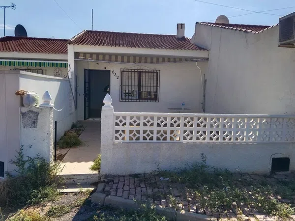 Chalet adosado en Urbanización Punta Víbora 3, 626, La Siesta - El Salado - Torreta - Foto 1