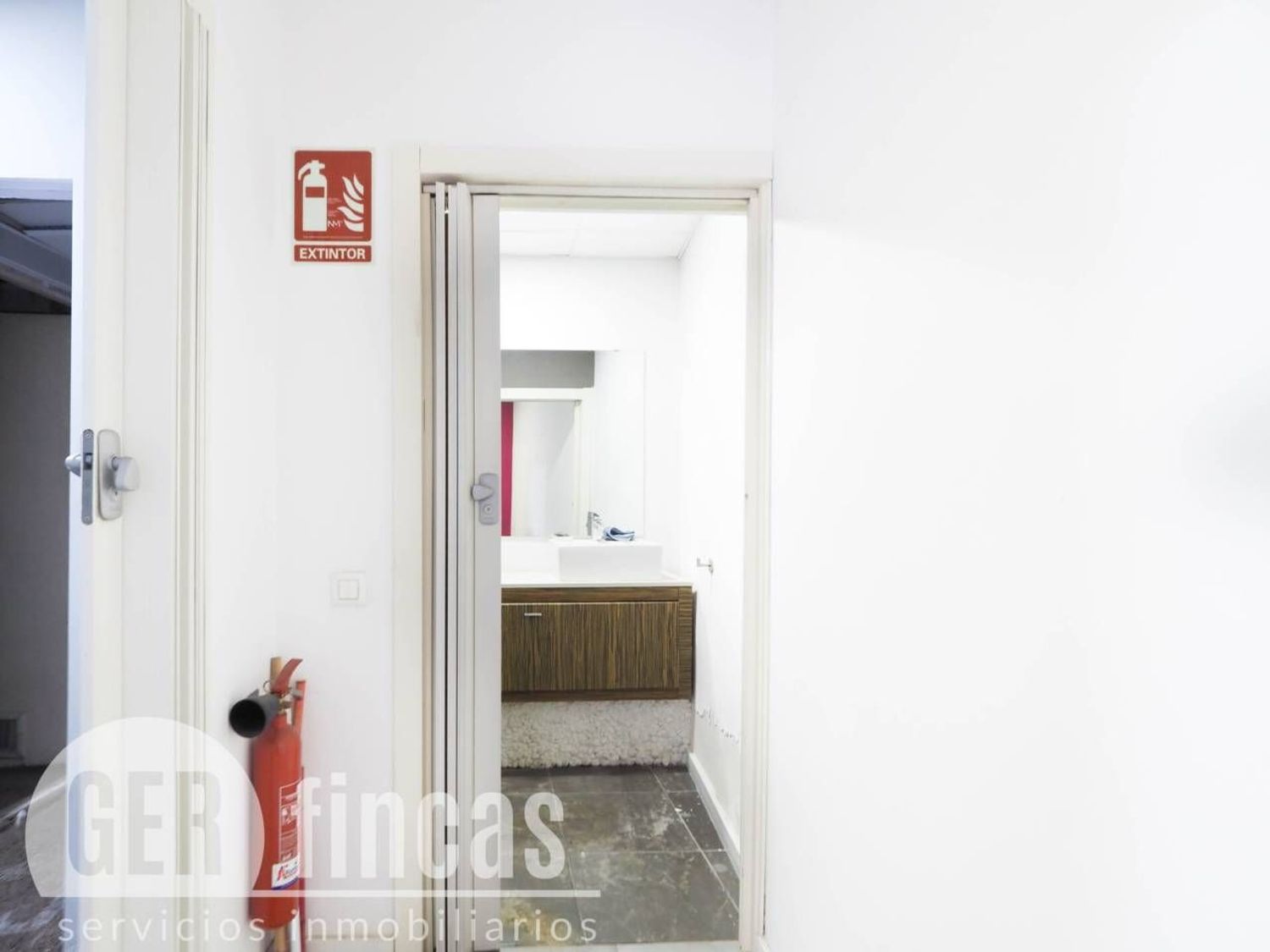 Local en Calle de Tarragona, Sant Pere Nord - Foto 13
