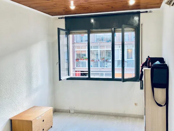 Piso en calle del Radi, 2