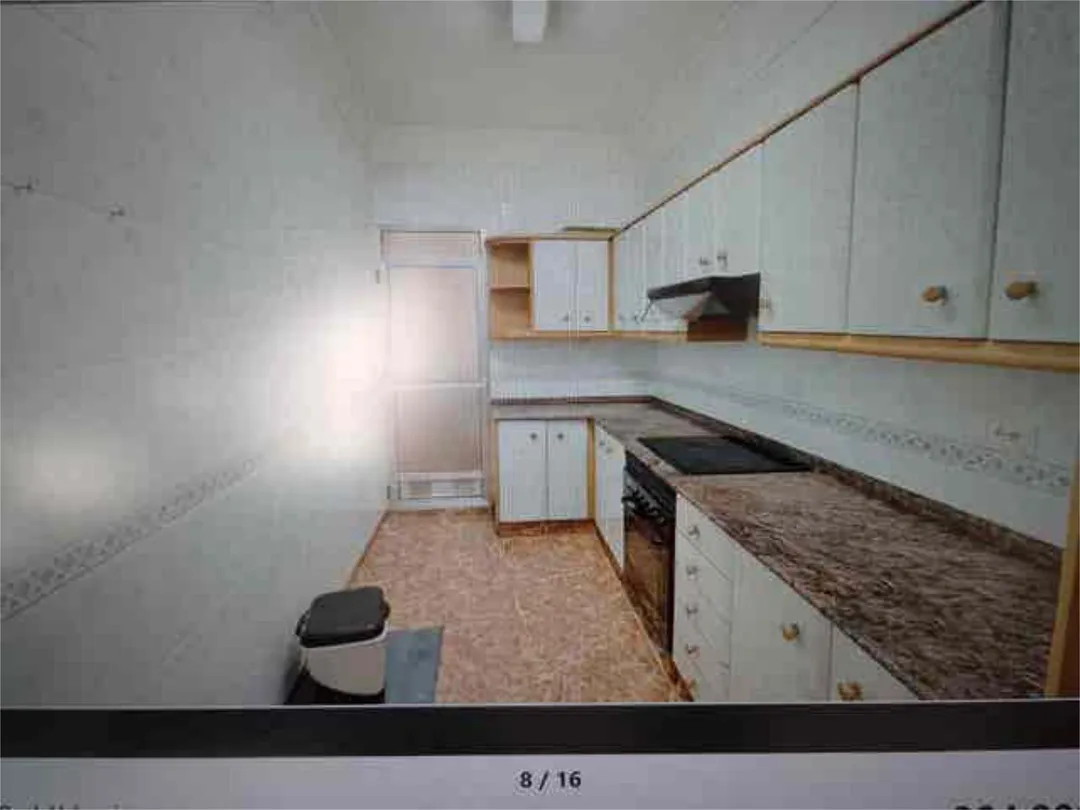 Piso en Avenida del Puerto - Foto 8