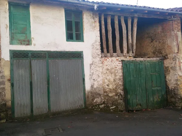 Casa de pueblo en Calle porrua s/n - Foto 2