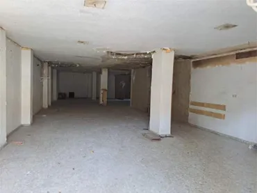 Local comercial en Cartuja - Foto 1