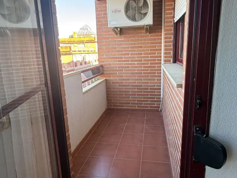 Piso en  Avenida de Francia 1 - Foto 9
