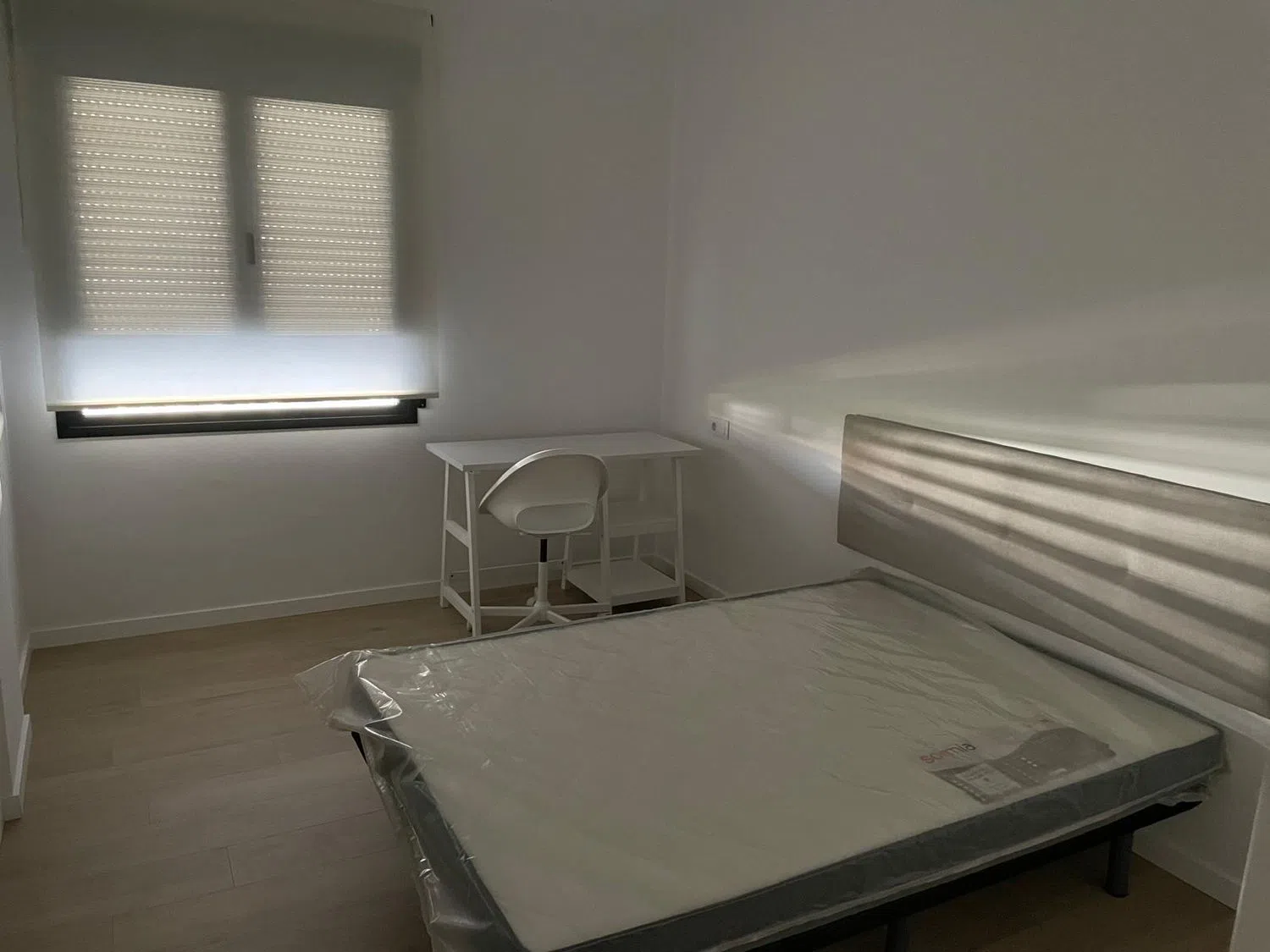 Piso en avenida Don Juan de Borbon, 94 - Foto 5