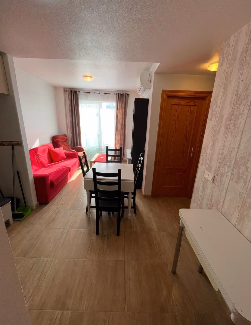Piso en  Calle Cardenal Belluga 1