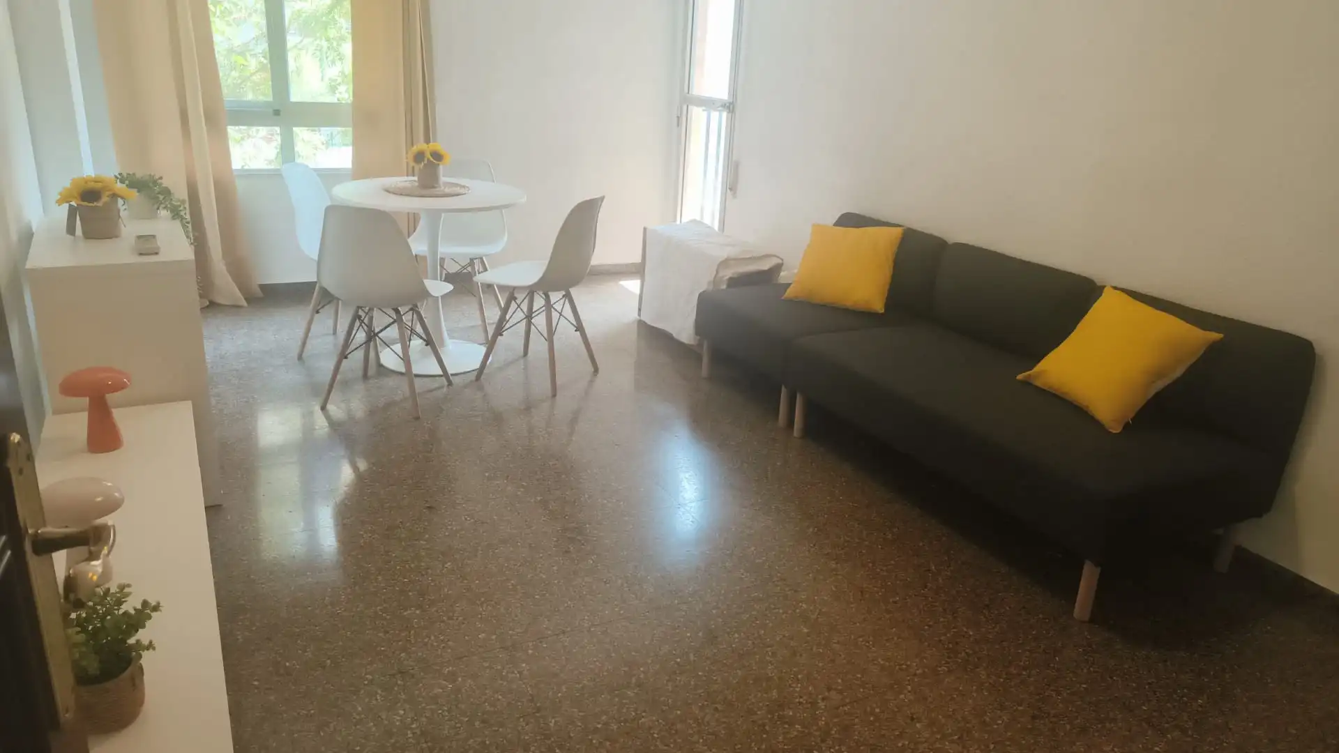 Piso en  Carrer de Maximilià Thous 14 - Foto 4