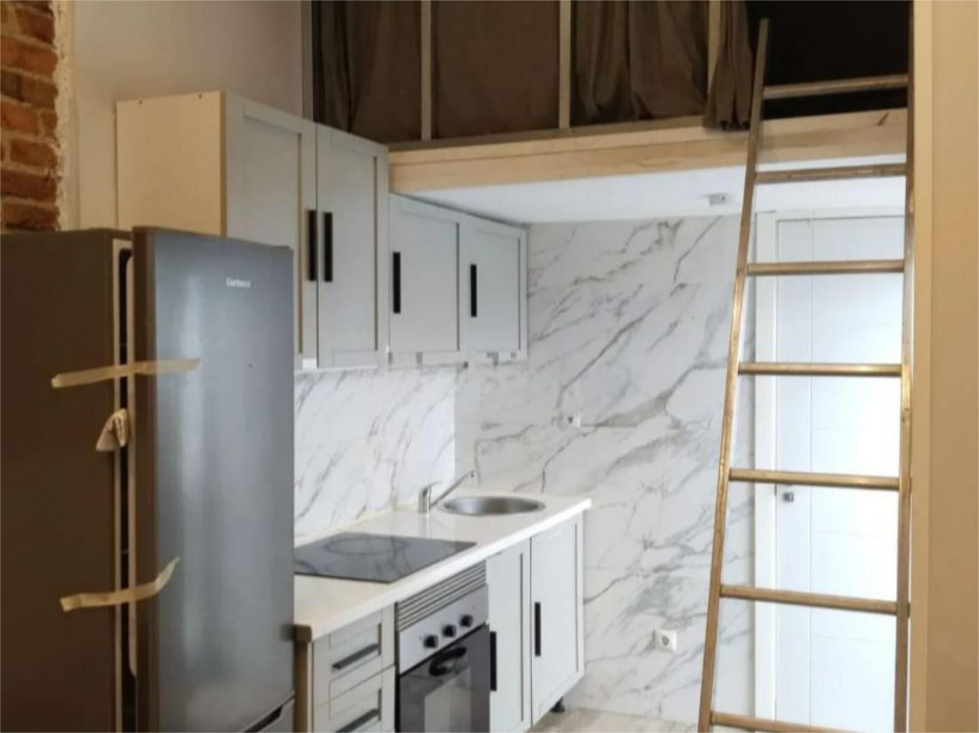 Piso en  Calle de José Serrano 10 - Foto 3