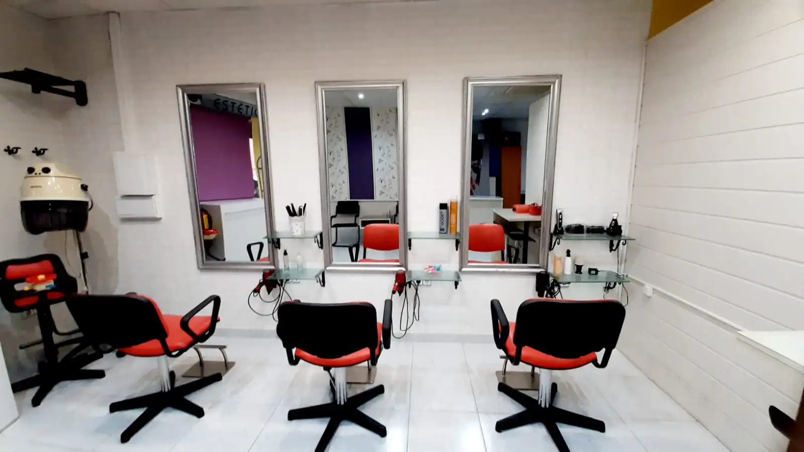 Local comercial en  Carrer de Francesc Layret 26 - Foto 5