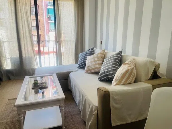 Piso en calle Alberto Aguilera, 52