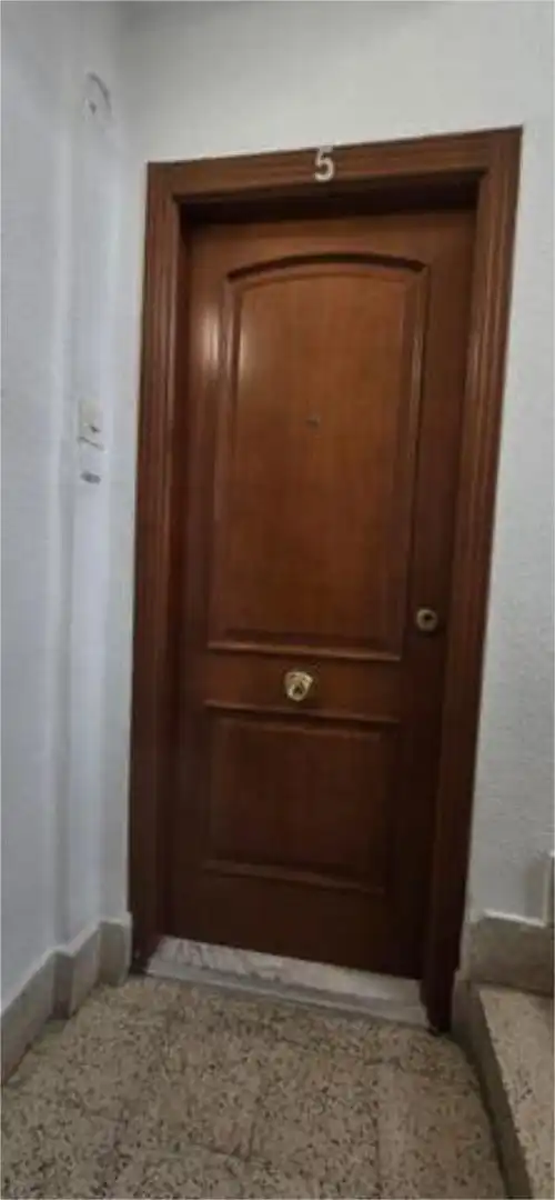 Piso en centro,al lado del metro - Foto 2