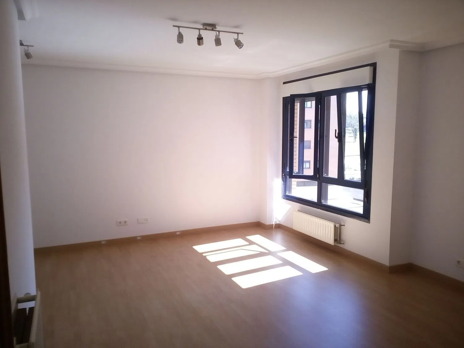 Piso en calle Amsterdam, 12 - Foto 4