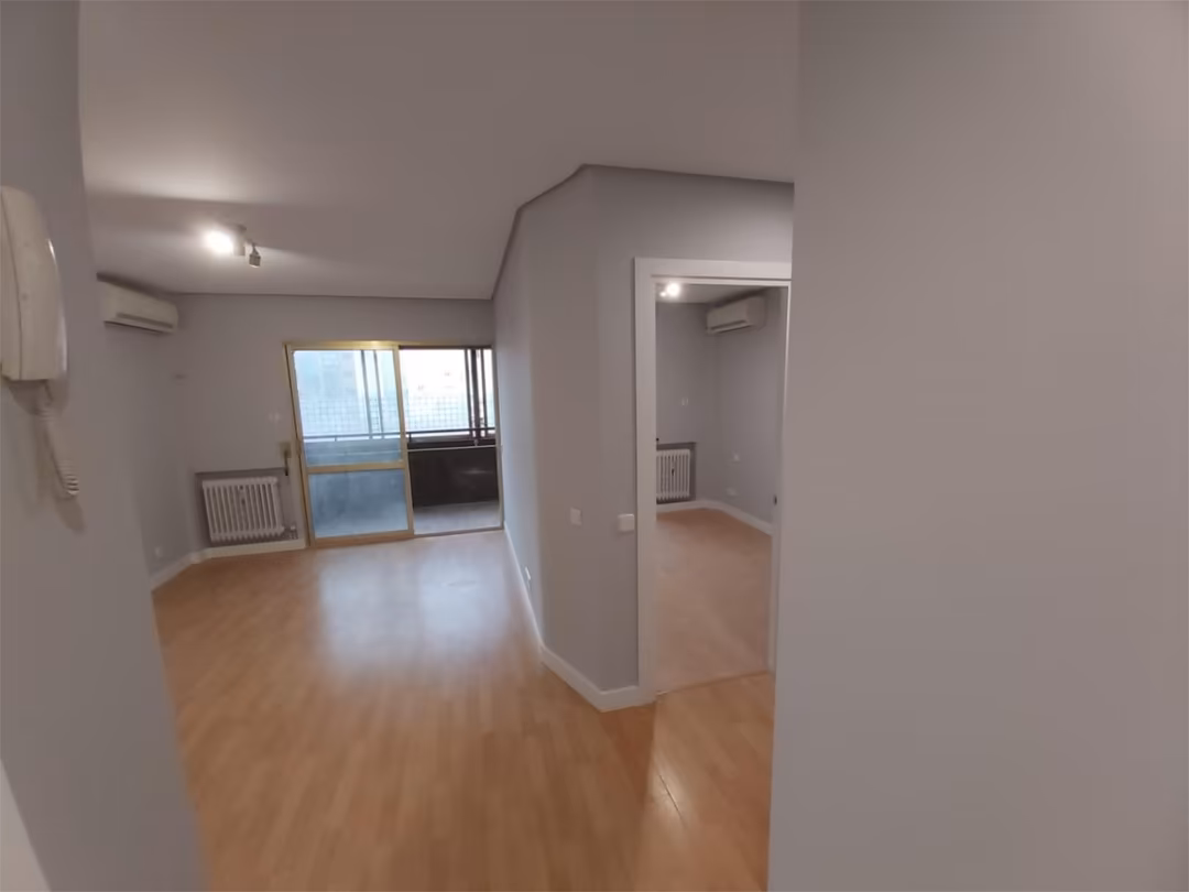 Piso en  Calle de Joaquín María López 44 - Foto 3